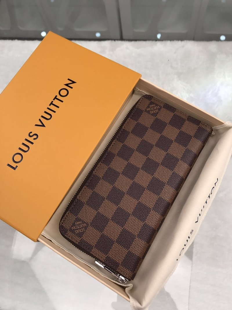 Louis Vuitton Damier Wallet 10cm Brown – Fapert